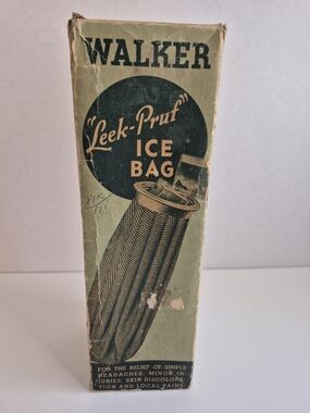 Vintage 1940s Collectible Walker "Leek-Pruf" Ice Bag in Original Box USA